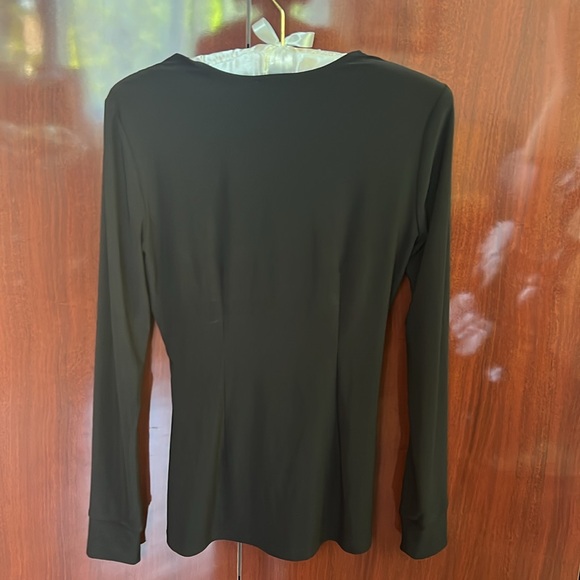 Tops - Picture 2 of 4